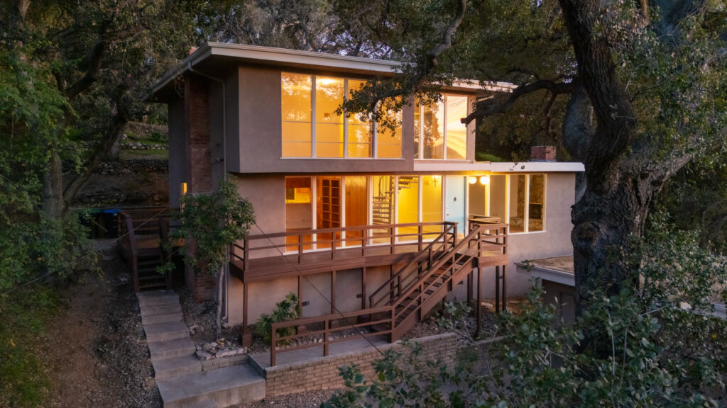 3556 Canyon Crest Road, Altadena